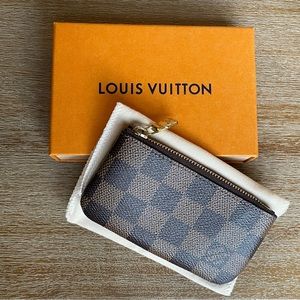 Authentic Louis Vuitton Damier Ebene Key Pouch